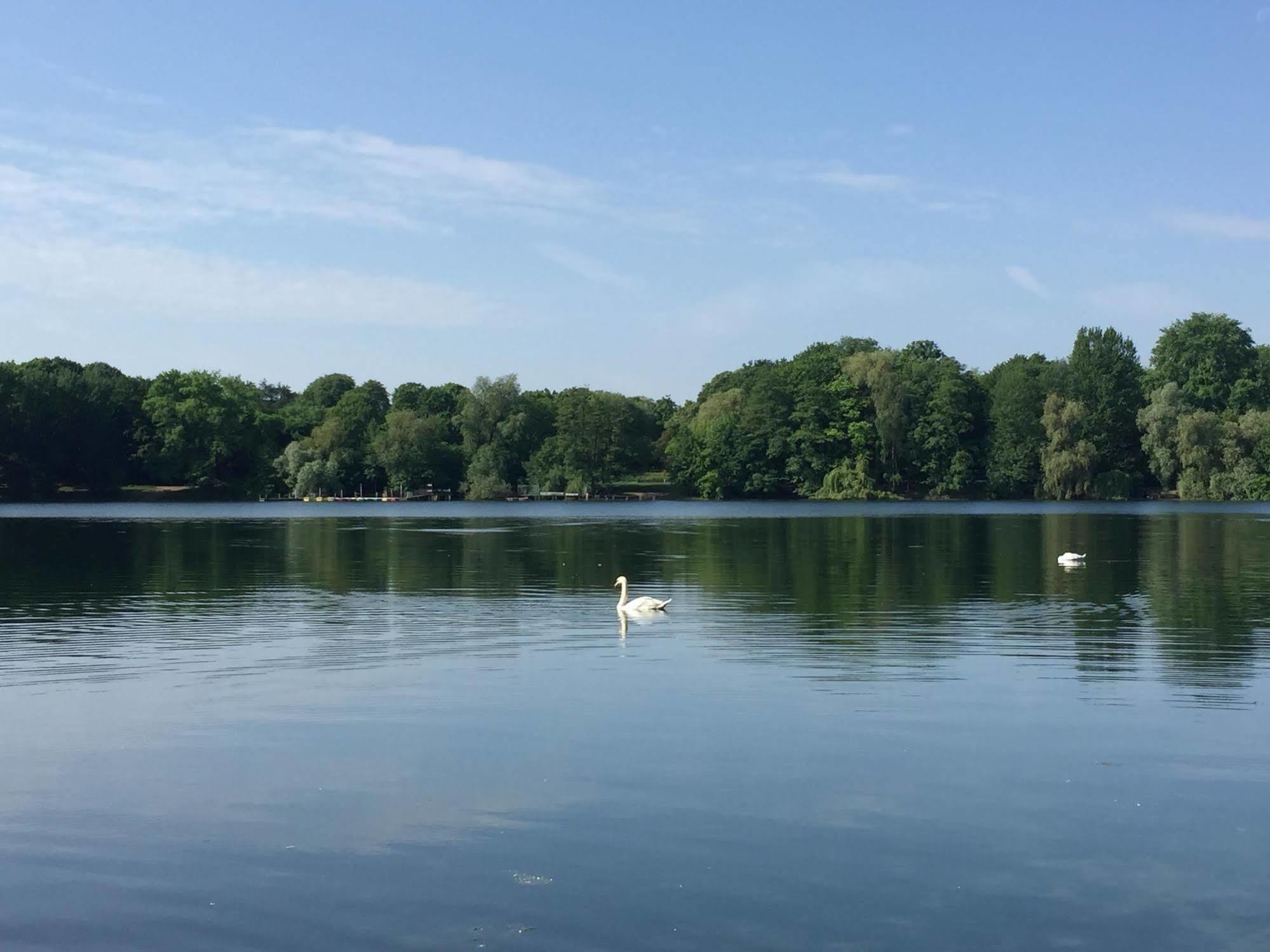 Living Hotel Weissensee Berlin Ngoại thất bức ảnh